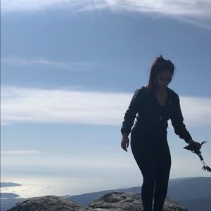 Meet your Posher, Alexandra